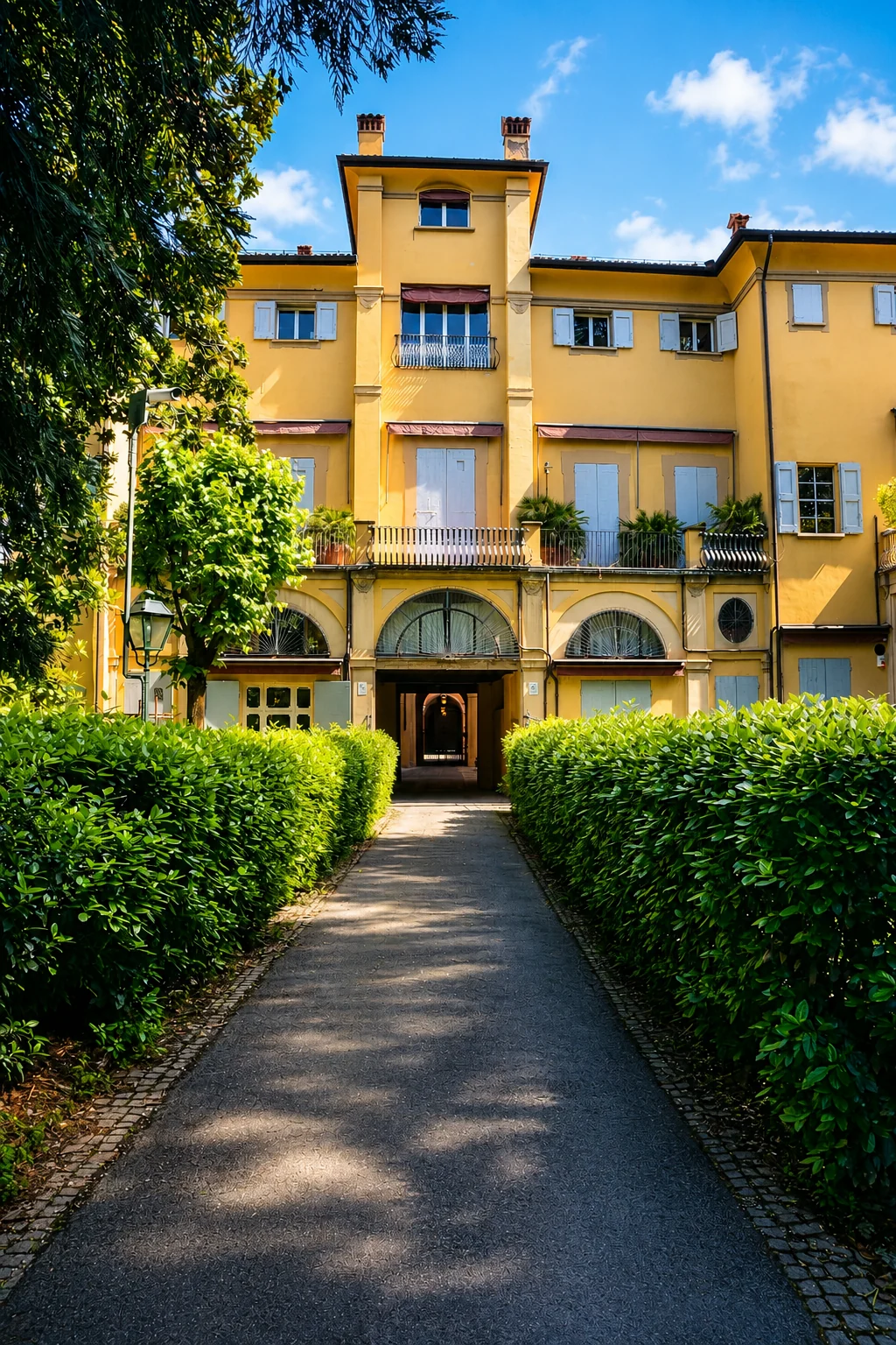 Palazzo Angelelli — sede di New Forum SAS, Bologna